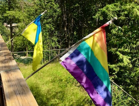 gay campground Shadow Falls gay hookup and gay cruising spot in British columbia canada where rural campers and hot daddies go to cruise