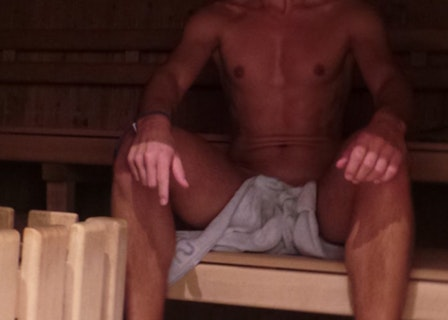 gay anonymous hookup looking for sex and cocksucking in gay bathhouse near you in mexico city